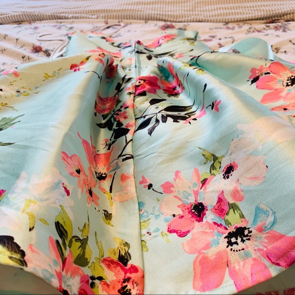 Girls party dress - Picture 7 of 10